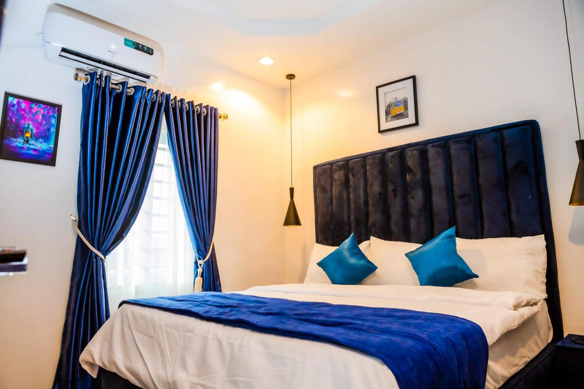 El Elyon Hotel And Suites Lagos Esterno foto