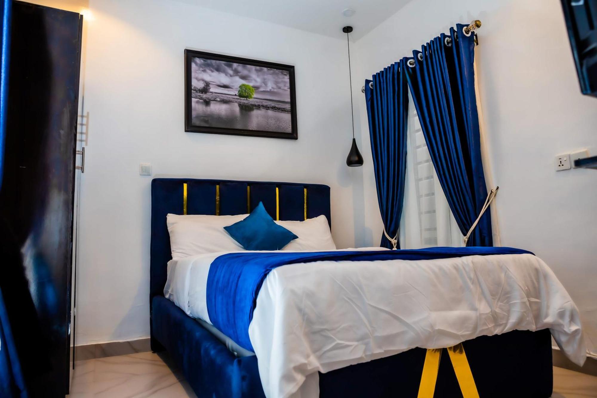 El Elyon Hotel And Suites Lagos Esterno foto