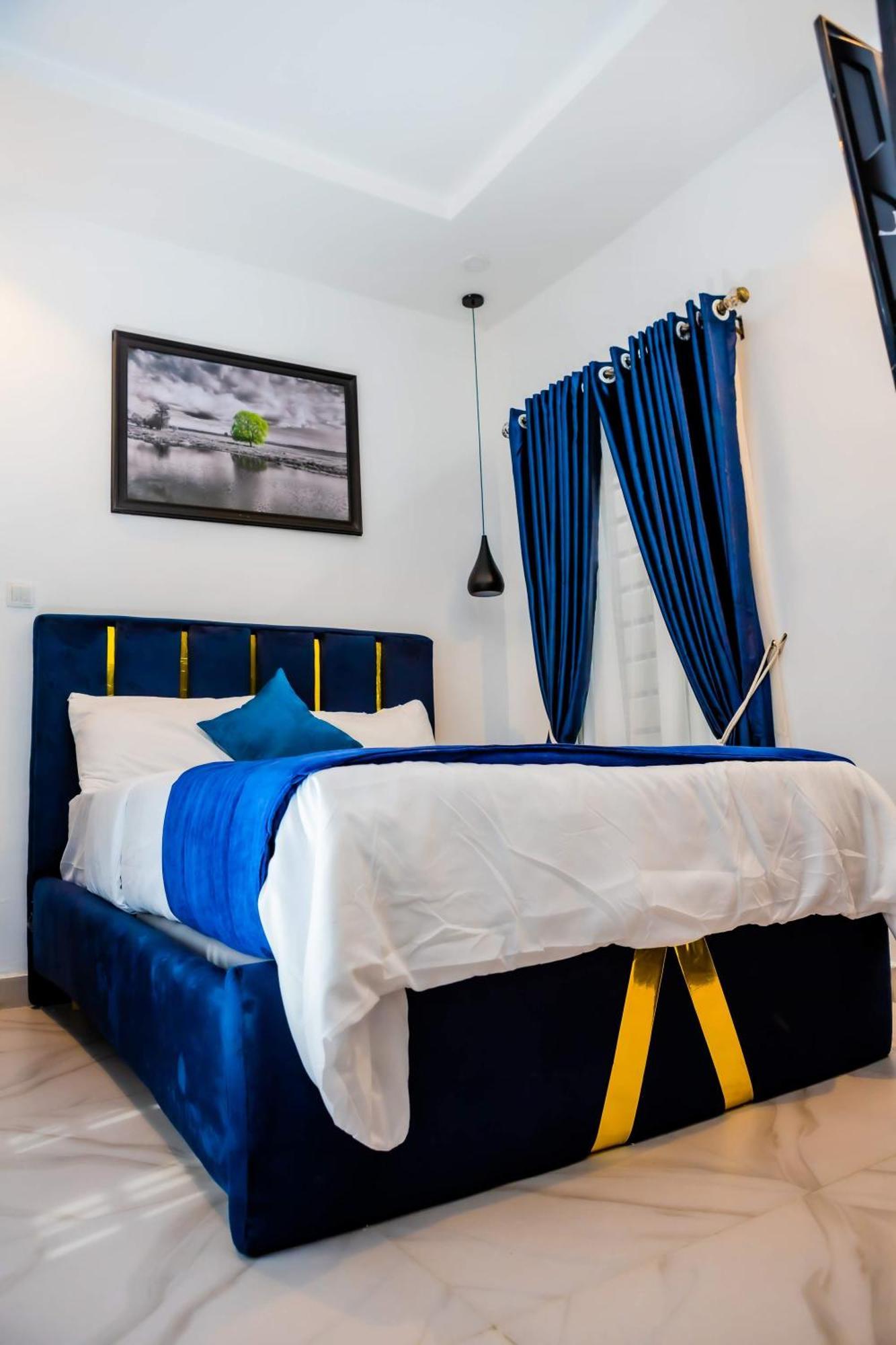 El Elyon Hotel And Suites Lagos Esterno foto